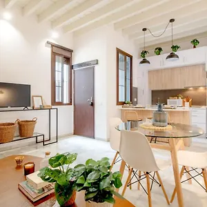 Home2book Amelia's Pottery, Triana Sevilla