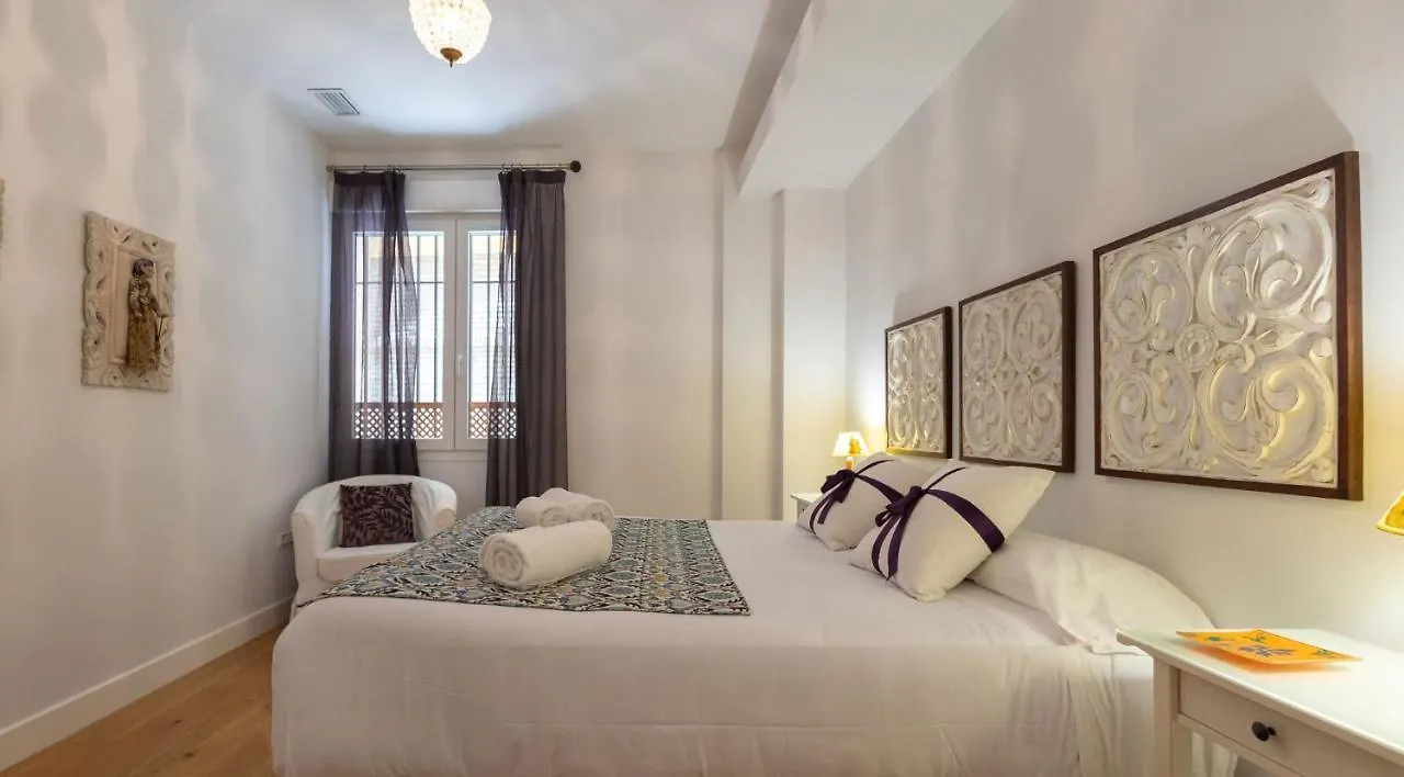 Apartamento Descalzos city center by Valcambre Sevilla España